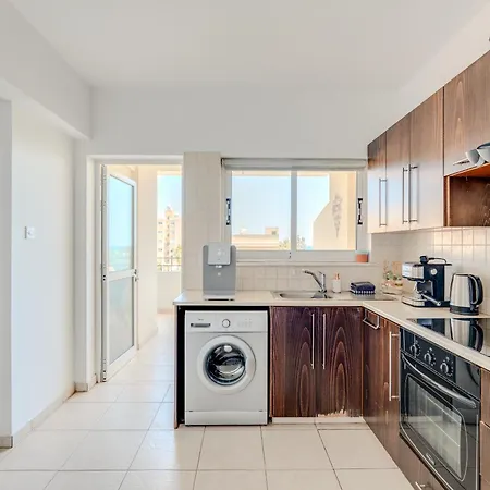 Casa Cypriana Apartment Larnaca